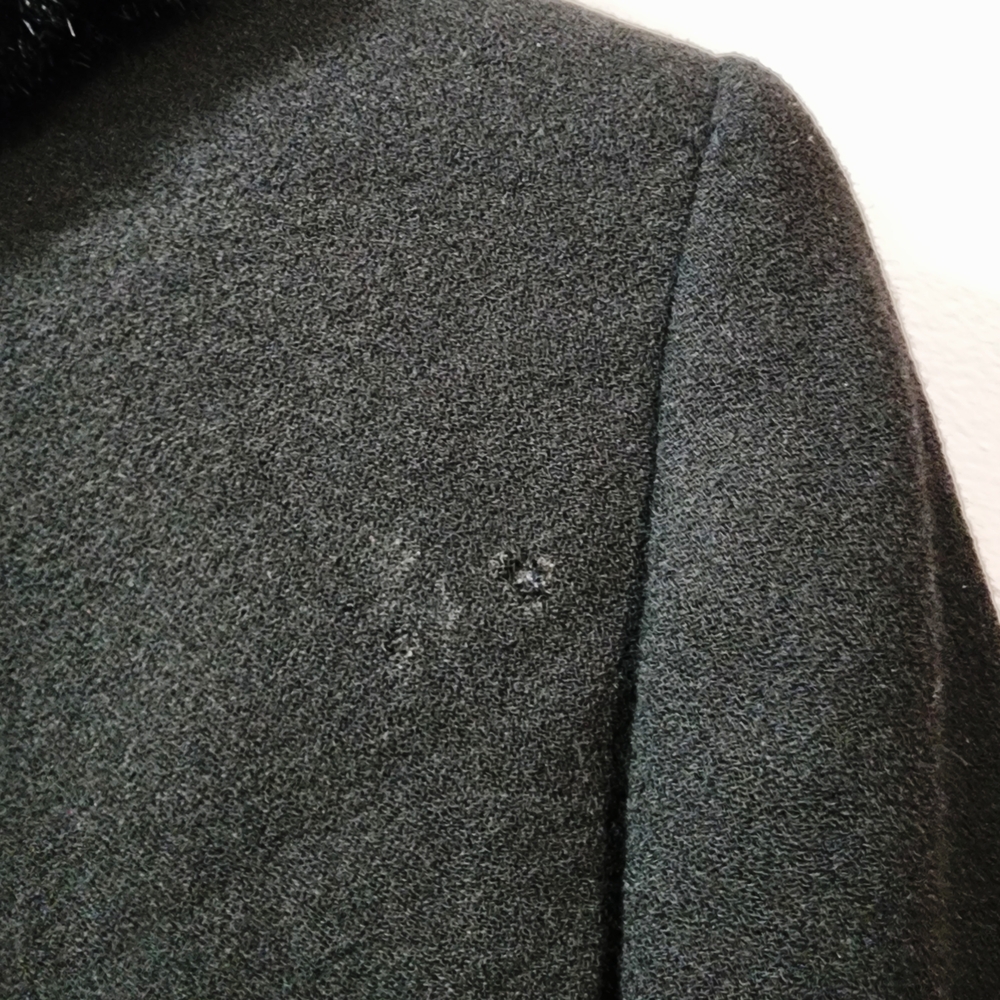 Vintage MT Studio Black 100% Wool Suit/Skirt Set w/Removable Faux Fur Collar, 6P - Picture 7 of 9